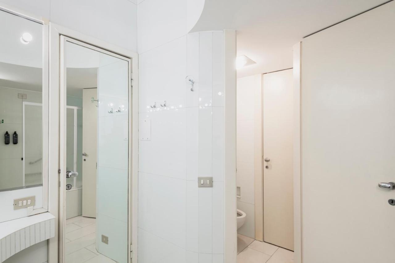 Relstay - Montenapoleone Apartment Mailand